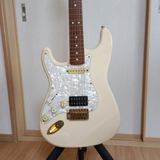 guitar fender d'occasion guitar fender d'occasion Expédié en Belgium