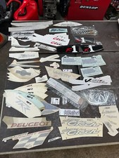 Lot autocollant peugeot d'occasion  Verneuil-l'Étang
