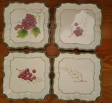Set four decorative for sale  Lawrenceville