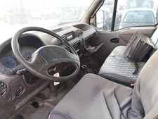 Amortisseur droit renault d'occasion  Sainte-Livrade-sur-Lot