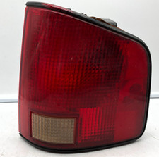 Lanterna traseira lateral de passageiros Chevrolet S10/S15 1994-2003 fabricante de equipamento original A02B41003 comprar usado  Enviando para Brazil