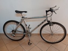 Bicicletta mountain bike usato  Teramo
