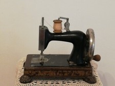 Macchina cucire per usato  Savona