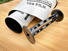 Usado, Carretel de filme 120/220 com papel de apoio comprar usado  Enviando para Brazil