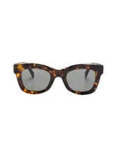 Lunettes soleil marque d'occasion  Expédié en France