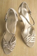 Faith size 6.5 for sale  BEDFORD