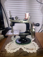 Vintage singer sewhandy for sale  Morton