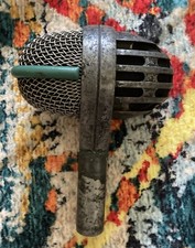 Akg d112 black d'occasion  Expédié en Belgium