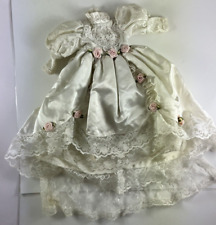 Robe poupée porcelaine d'occasion  Montfort-l'Amaury