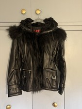 Veste cuir fourrure d'occasion Veste cuir fourrure d'occasion  Nesles-la-Vallée