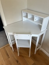 Kids corner desk for sale  MANNINGTREE