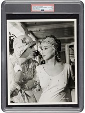 Marilyn monroe tony usato Marilyn monroe tony usato  Spedire a Italy