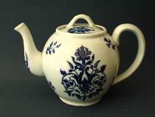 Théière ancienne porcelaine d'occasion  Aignan