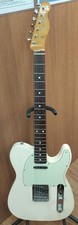 Chitarra elettrica fender usato  Spedire a Italy