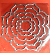Forme fleur cutting d'occasion  Pierre-de-Bresse
