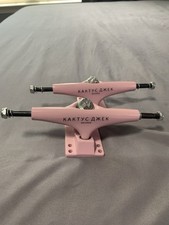 NOVO conjunto de caminhões de skate com logotipo russo Cactus Jack, rosa comprar usado  Enviando para Brazil