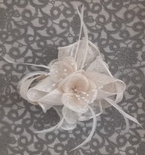 Coiffe ceremonie boutonniere d'occasion  Lisieux