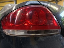 PILOTO TRASERO IZQUIERDO / 2560819 PARA FIAT LINEA 110 1.3 16V JTD CAT comprar usado  Enviando para Brazil