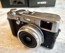 Fujifilm x100t condizioni usato  Torino