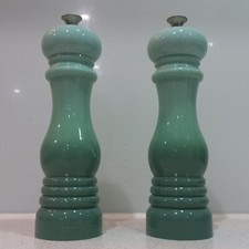 Moinho de sal e pimenta Le Creuset moedor clássico shaker verde ombre 8" comprar usado  Enviando para Brazil