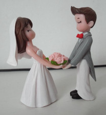 Small wedding cake for sale  BROADSTAIRS