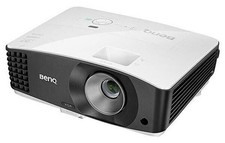 Projektor 3D BenQ MX704 4000 lumenów - HDMI - 970 godzin użytkowania na sprzedaż  Wysyłka do Poland