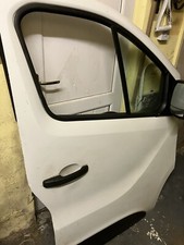 Vauxhall vivaro renault for sale  LLANELLI