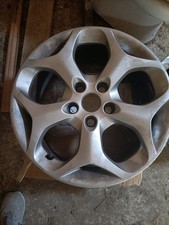 Cerchio lega ford usato  Buccino