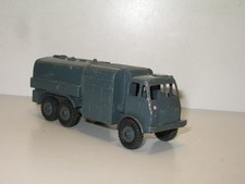 Dinky toys camion d'occasion  Saint-Marcel