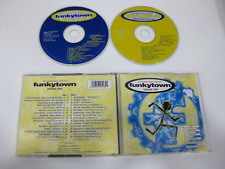 Funkytown Volume Two 2CD the Ultimate Dance Collection -30 faixas de dança clássicas comprar usado  Enviando para Brazil