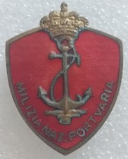 Distintivo petto cucire usato  Italia
