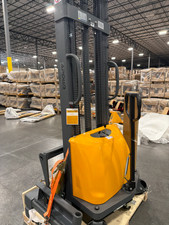 Apollolift used 3300lb for sale  Buford