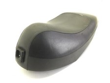 Sella saddle difetti usato  Viareggio