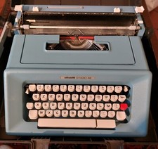 Macchina scrivere olivetti usato  Signa