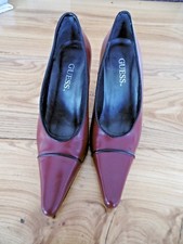 Guess escarpins bordeaux d'occasion Guess escarpins bordeaux d'occasion  Naintré