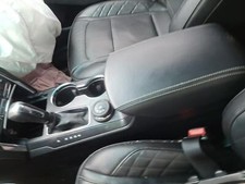 Caixa de luvas usada serve: 2016 Ford Explorer grau A comprar usado  Enviando para Brazil