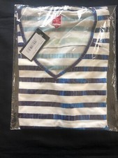 Magnifique tee shirt d'occasion Magnifique tee shirt d'occasion  Colmar