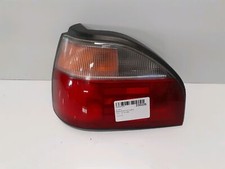 Feu nissan sunny d'occasion  Lapalud