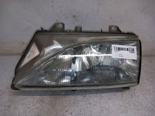 Phare gauche peugeot d'occasion Phare gauche peugeot d'occasion  Chambray-lès-Tours