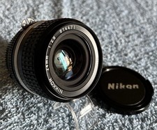 Obiettivo nikon 2 usato  Mogliano Veneto