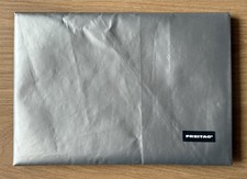 Freitag sleeve total usato  Italia