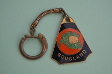 Enamelled metal keychain d'occasion  Expédié en Belgium