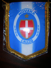 gagliardetto novara calcio usato  Napoli