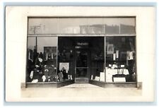 Cartão postal foto RPPC c1910 Martin's loja de roupas masculinas vitrine ternos comprar usado  Enviando para Brazil