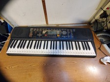Teclado eletrônico Yamaha PSR-195 preto portátil 61 teclas instrumento musical, usado comprar usado  Enviando para Brazil