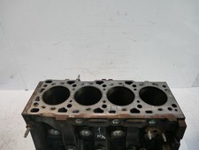 Usado, Defeito de bloco de motor para Toyota Hilux MK8 2.4 D 4WD 2GD-FTV 2GD comprar usado  Enviando para Brazil