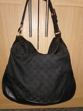 Bolsa de ombro Gucci preta comprar usado Bolsa de ombro Gucci preta comprar usado  Enviando para Brazil
