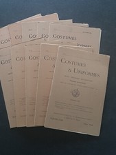 Costumes uniformes série d'occasion  Wimille