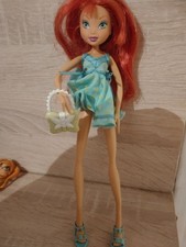 Bloom winx doll d'occasion  Les Mureaux