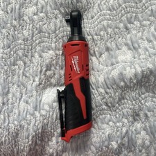 Milwaukee 2457 m12 d'occasion  Expédié en Belgium